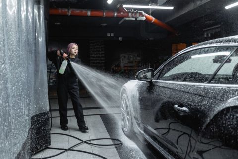 Мойка авто — иллюстрация
