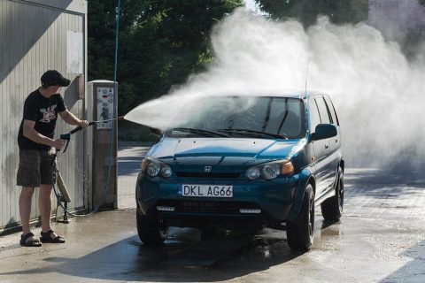 Мийка авто — ілюстрація