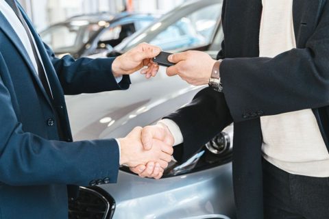 Автосалони та дилери — ілюстрація